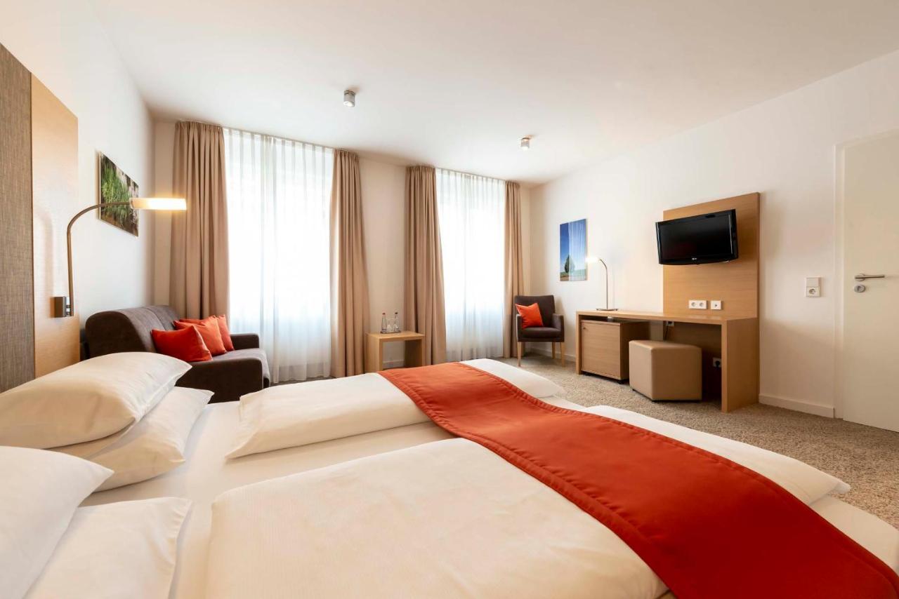 Hotel Gasthof Krone Niederstetten Exteriér fotografie